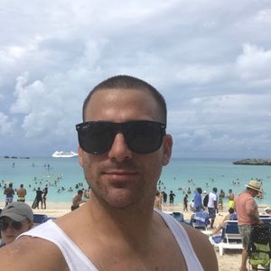 Meet your Posher, Nicholas